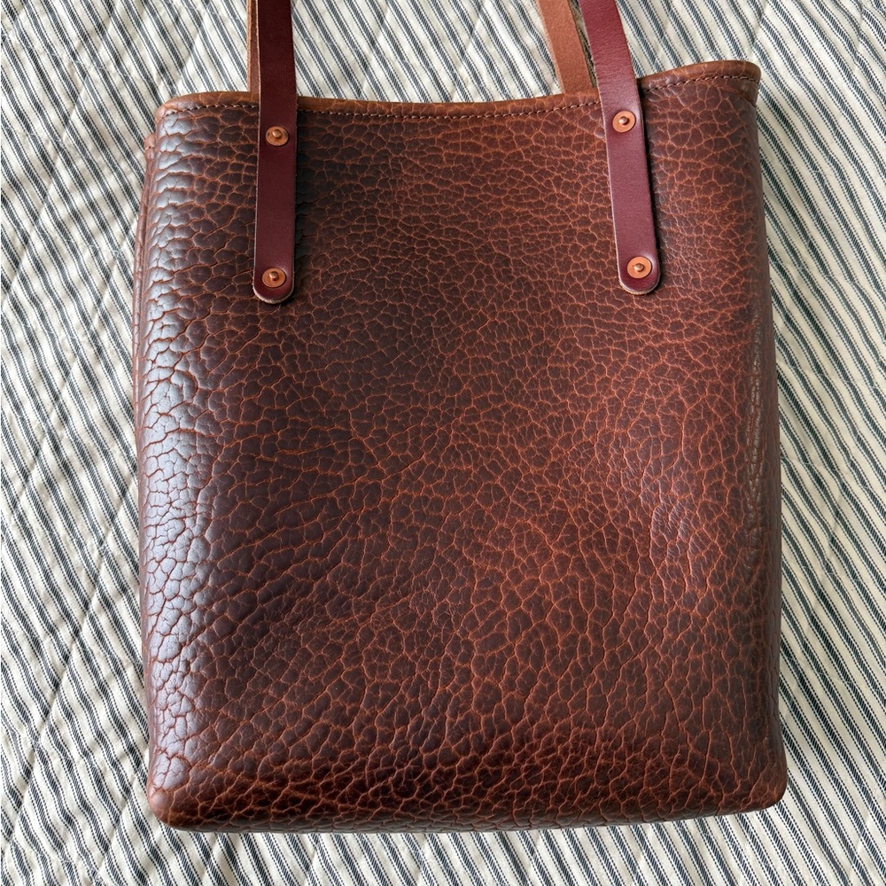 Go Forth Goods Medium Slim Avery Tote in Cognac Bison Full Grain Leather - Picture 2 of 7